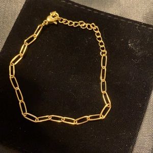 Gold bracelet
